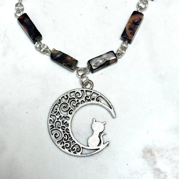 Genuine Dark Green Ocean Jasper Short Necklace, Gemstone & Cat on the Moon Charm - Picture 5 of 13